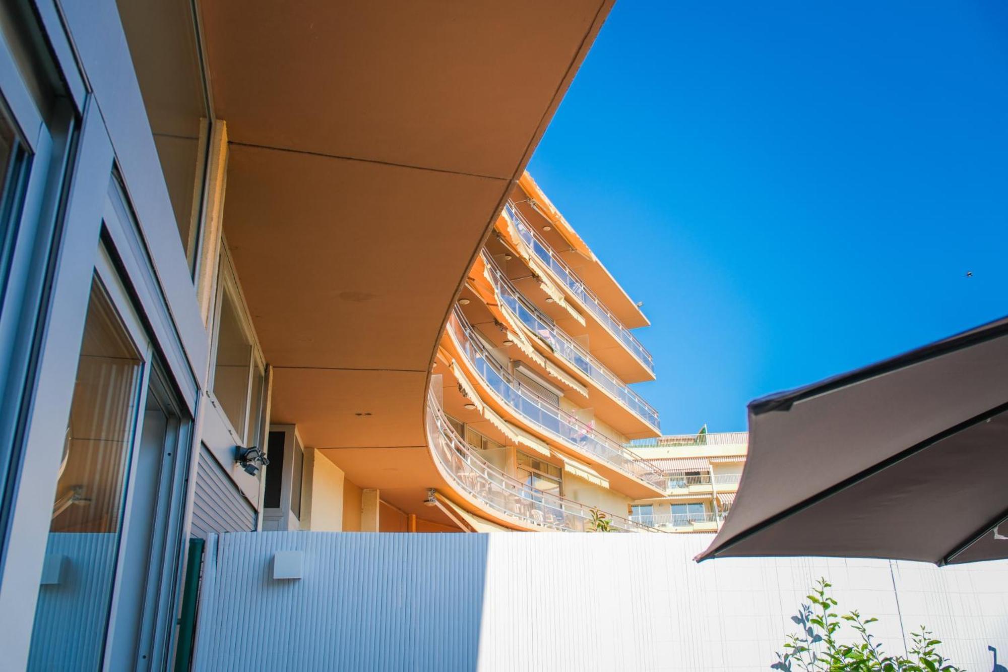 Villa Bono Jacuzzi & Spa Saint-Laurent-du-Var Εξωτερικό φωτογραφία
