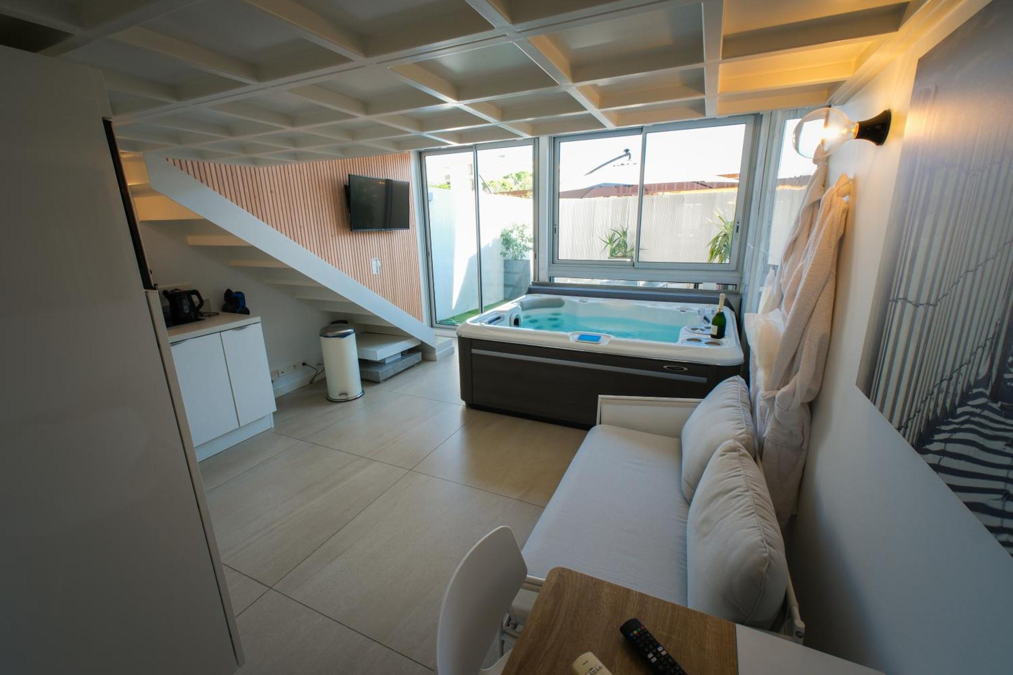 Villa Bono Jacuzzi & Spa Saint-Laurent-du-Var Εξωτερικό φωτογραφία