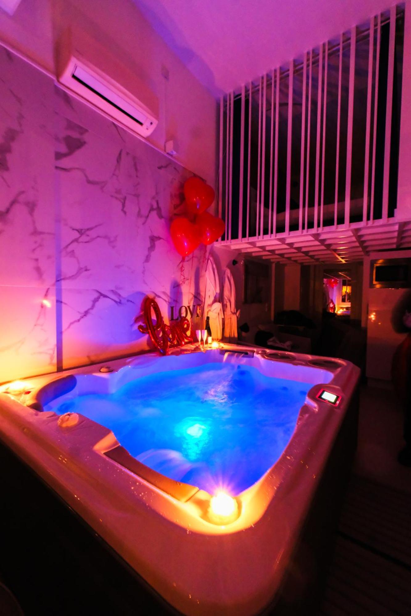 Villa Bono Jacuzzi & Spa Saint-Laurent-du-Var Εξωτερικό φωτογραφία