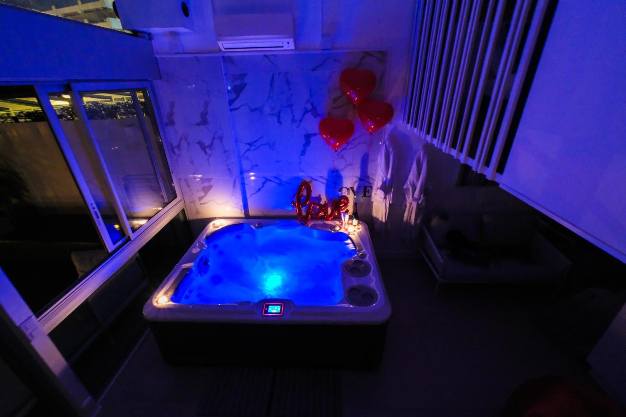 Villa Bono Jacuzzi & Spa Saint-Laurent-du-Var Εξωτερικό φωτογραφία